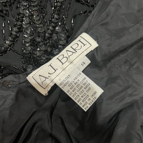 A.J. Bari 90's Black Beaded Vintage Open Back Flapper Dress size 14 - Picture 2 of 16